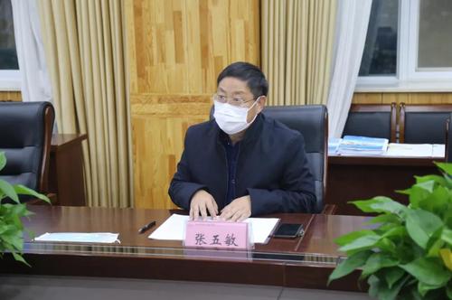 鄭州市教育科學研究所所長張五敏進行指導